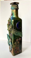 Artisan Bottle. Mystic Golds Collection