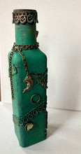 Artisan Bottle. Enchanting Greens Collection