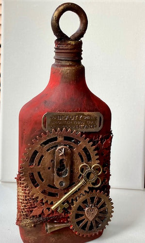 Artisan Bottle. Smoldering Reds Collection