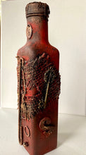 Artisan Bottle. Smoldering Reds Collection