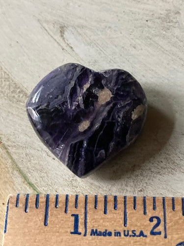 Heart. Medium. Fluorite, purple