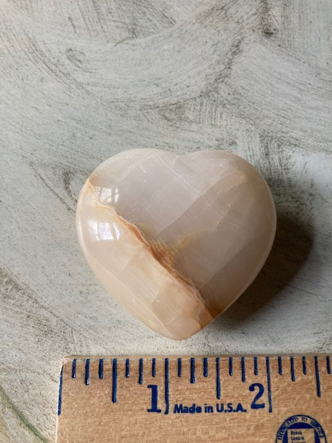 Heart. Medium. Calcite. Yellow