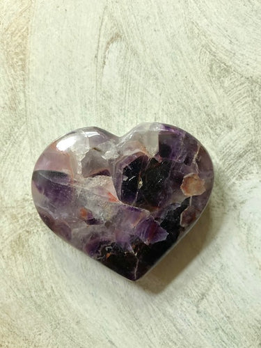 Heart. Medium. Amethyst