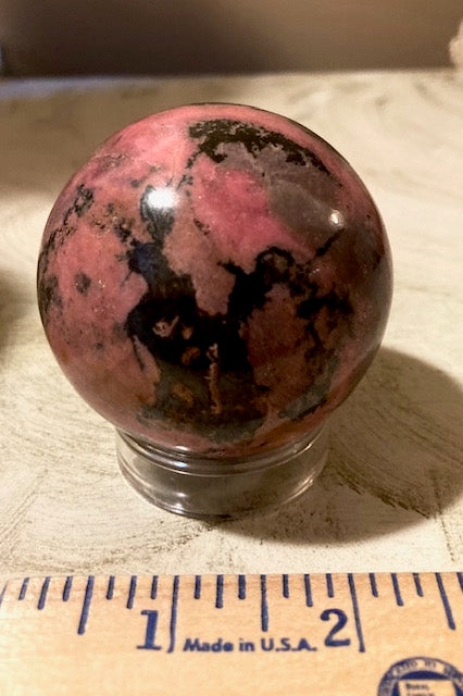 Spheres. Rhodonite, Pakistan. Med